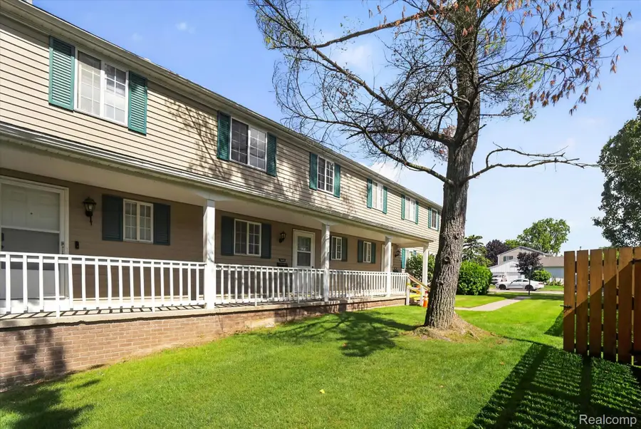 1624 Peppertree Lane #12, Lansing, MI 48912 - #3