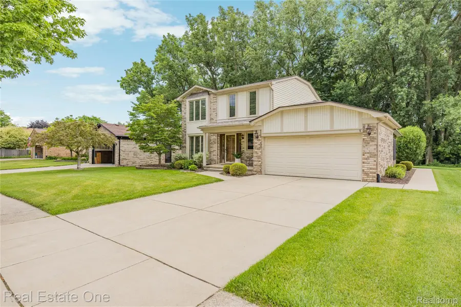 14522 Coulee Drive, Sterling Heights, MI 48313 - #2