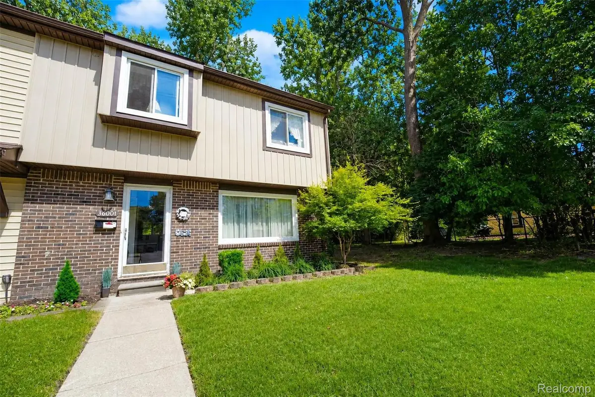 38001 Carolon Boulevard, Westland, MI 48185 - #1