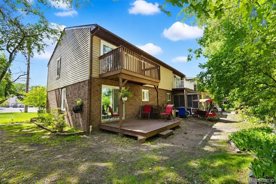 38001 Carolon Boulevard, Westland, MI 48185 - #3