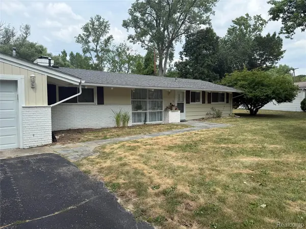 3637 Shallow Brook Drive, BloomfieldHills, MI 48302