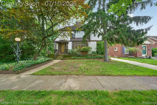 2019 N Highland Street, Dearborn, MI 48128
