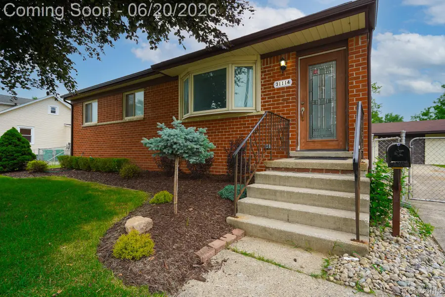 31114 Balmoral Street, Garden City, MI 48135 - #2