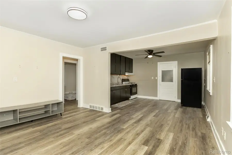 4517 Grindley Park Street, Dearborn Heights, MI 48125 - #3