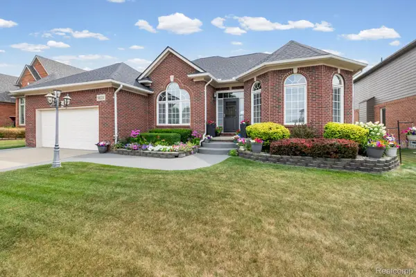 56334 Birkdale Drive, Macomb, MI 48042