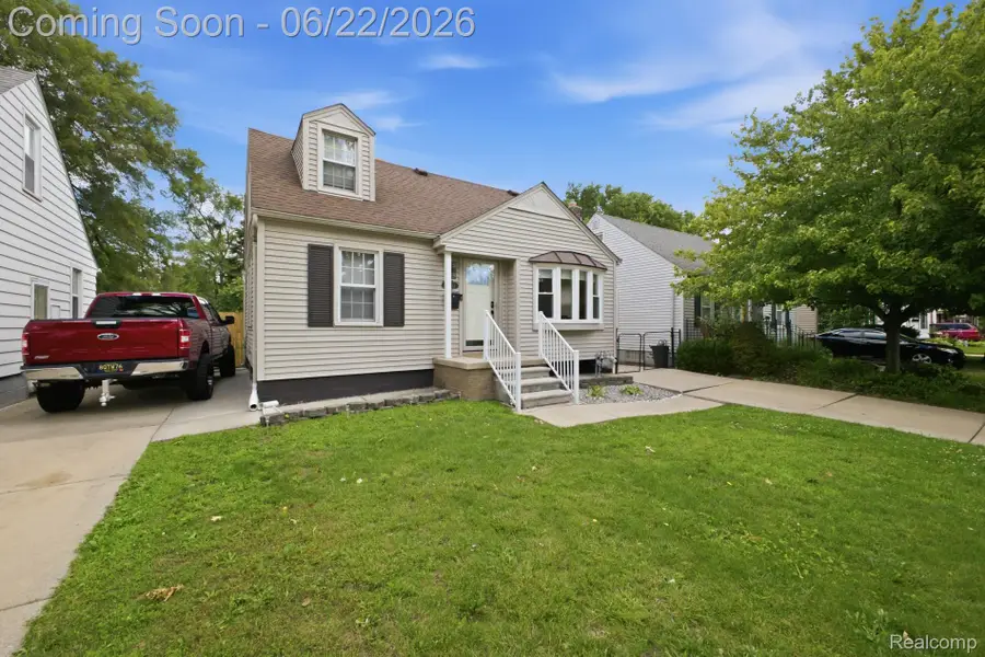 24824 Princeton Street, Dearborn, MI 48124 - #2