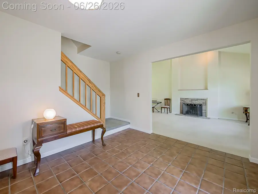 29523 Shenandoah Drive, Farmington, MI 48331 - #2