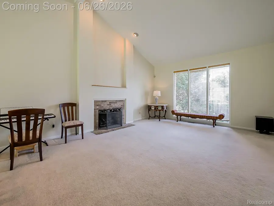 29523 Shenandoah Drive, Farmington, MI 48331 - #3