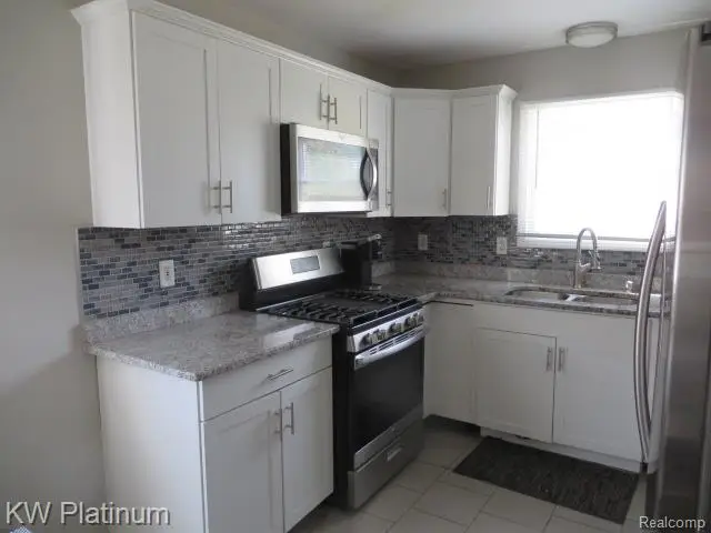 23120 Lambrecht Avenue, Eastpointe, MI 48021 - #3