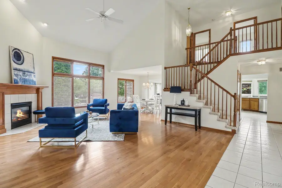 55206 Leonard Court, Shelby, MI 48316 - #3
