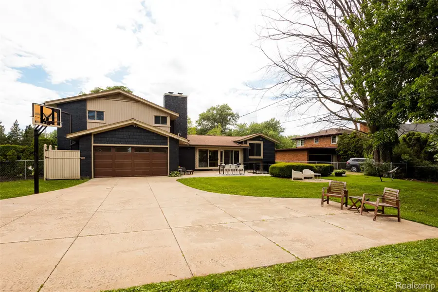 600 Middlesex Road, Grosse Pointe Park, MI 48230 - #2