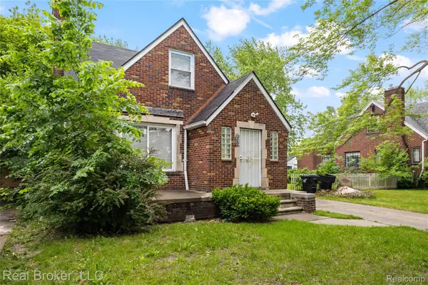 19332 Westphalia Street, Detroit, MI 48205