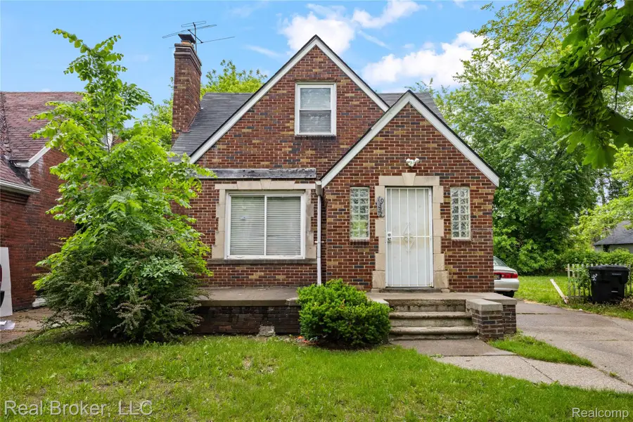 19332 Westphalia Street, Detroit, MI 48205 - #2