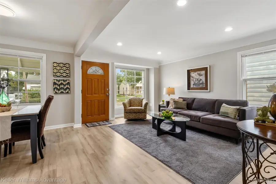 21140 Eastwood Boulevard, Warren, MI 48089 - #2
