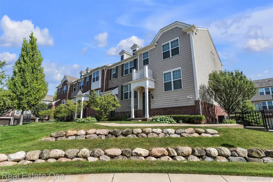 44656 Ellery Lane, Novi, MI 48377 - #2