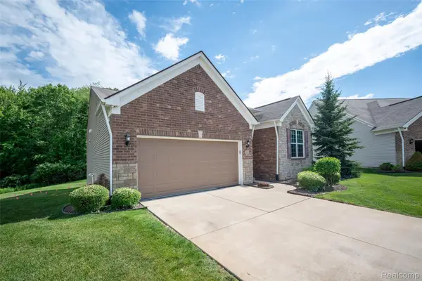 292 Bryce Court, Howell, MI 48843