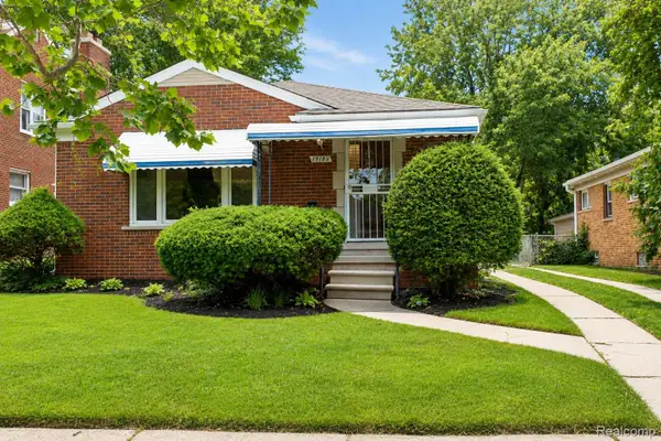 19189 Berden Street, GrossePointe, MI 48236