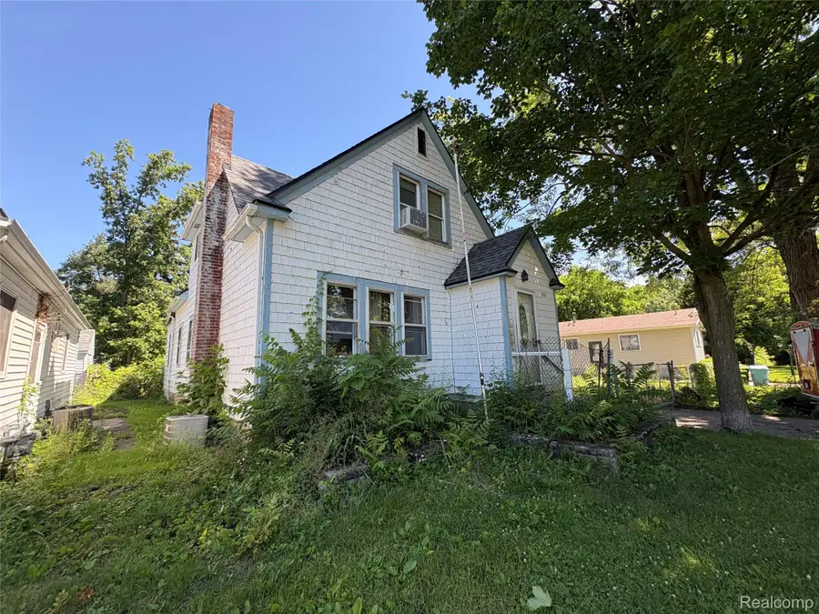 818 Loa Street, Lansing, MI 48910 - #3