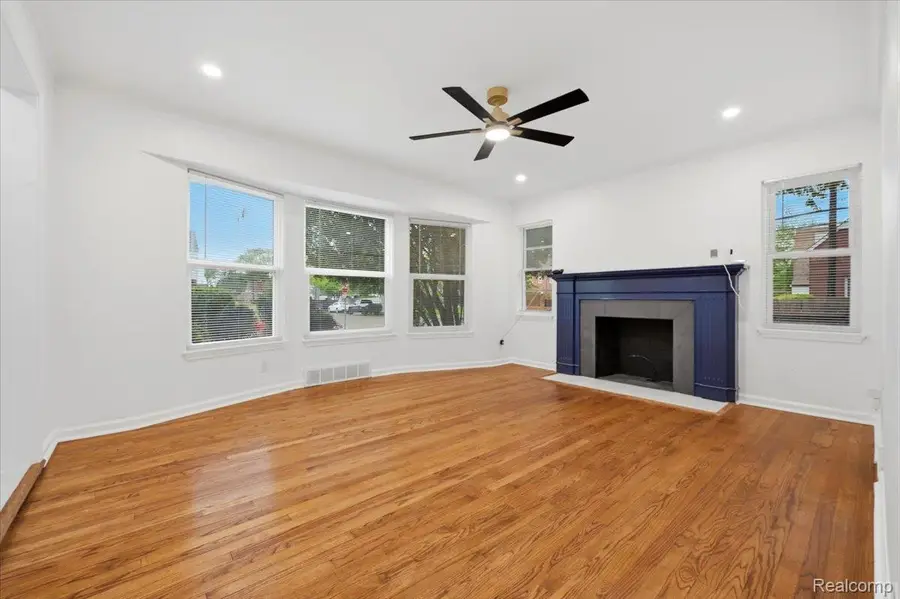 15376 Gilchrist Street, Detroit, MI 48227 - #2