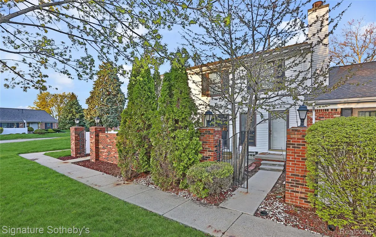 38730 Golfview Drive E, Clinton Township, MI 48038 - #1