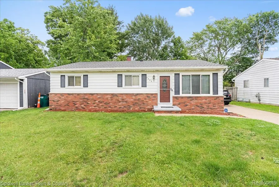 5309 Granger Drive, Lansing, MI 48911 - #2