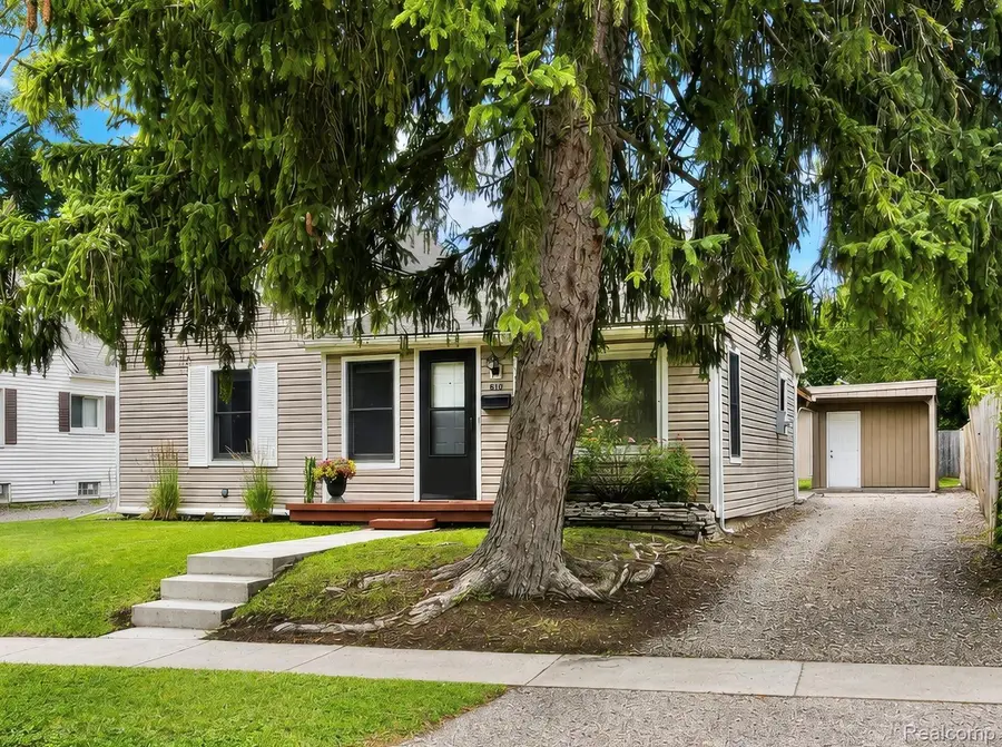 610 Quarter Street, Rochester, MI 48307 - #3