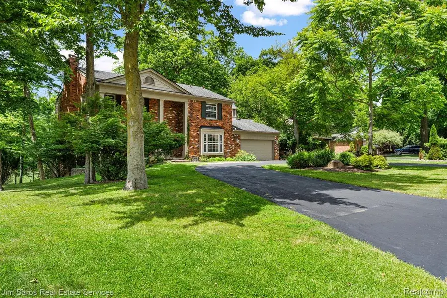 32807 Red Oaks Trail, Southfield, MI 48025 - #3