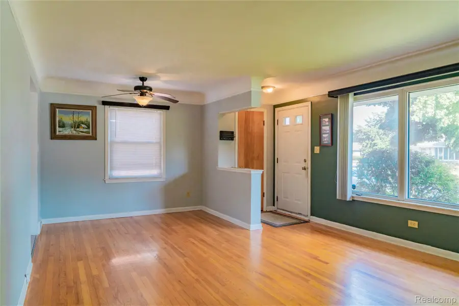 30524 Rush Street, Garden City, MI 48135 - #3