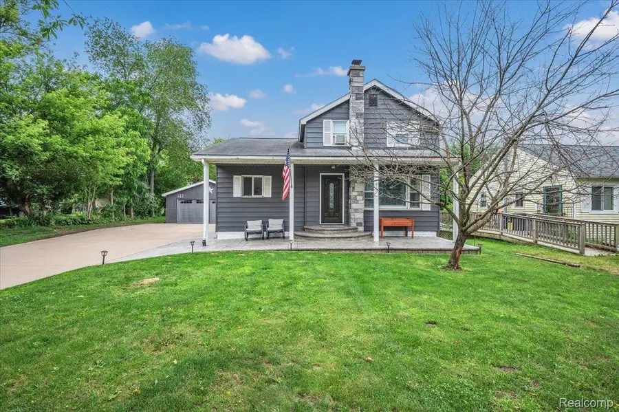 612 N Blacks Corners Road, Imlay City, MI 48444 - #2