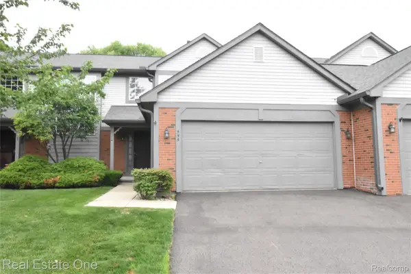 555 Winwood Court, WalledLake, MI 48390