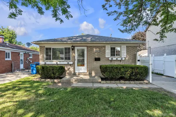 4197 Monroe Street, DearbornHeights, MI 48125