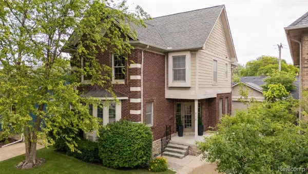 717 S Kenwood Avenue, RoyalOak, MI 48067