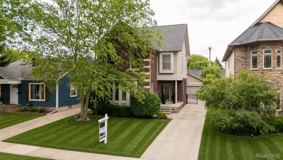 717 S Kenwood Avenue, Royal Oak, MI 48067 - #3