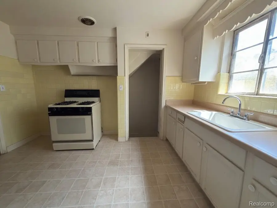 20486 Marx Street, Detroit, MI 48203 - #2