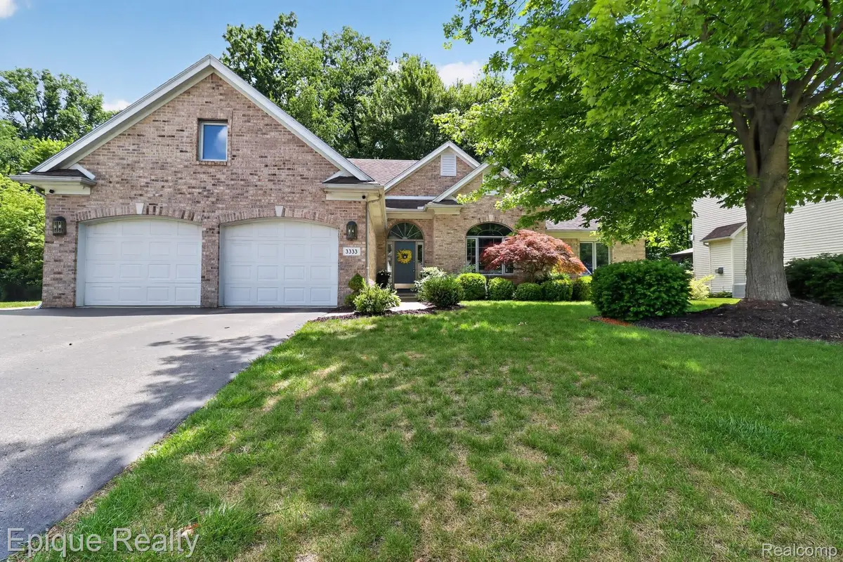 3333 Hemmingway Lane, Lambertville, MI 48144 - #1