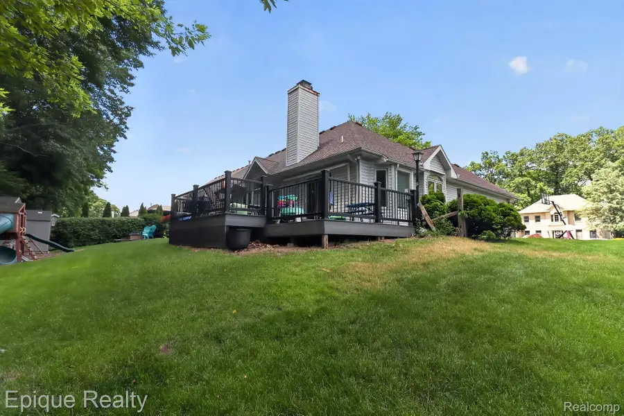 3333 Hemmingway Lane, Lambertville, MI 48144 - #3