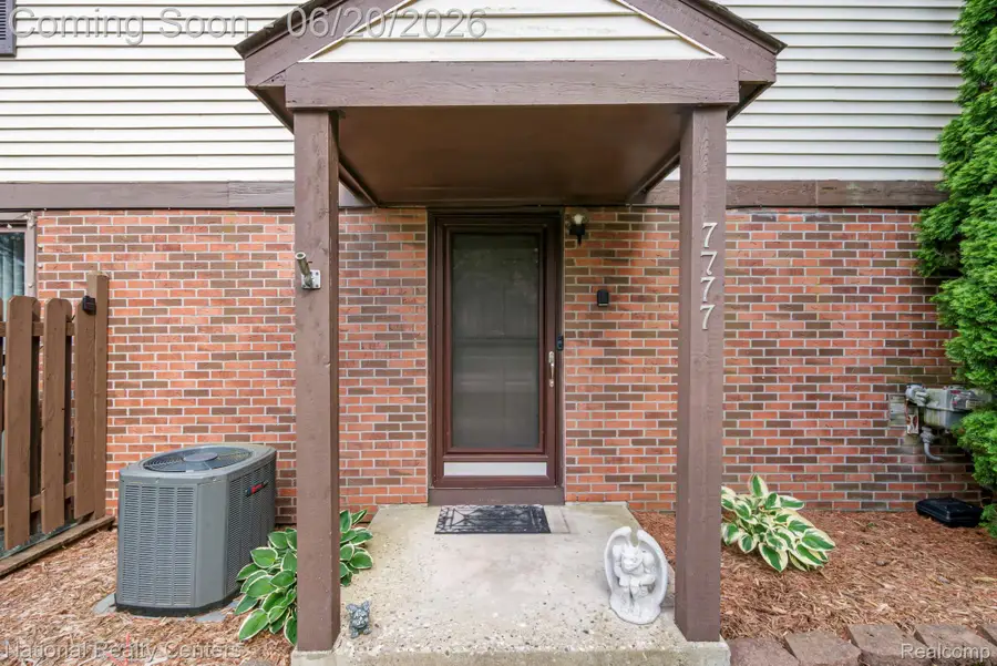 7777 Pontiac Lake Road, Waterford, MI 48327 - #3