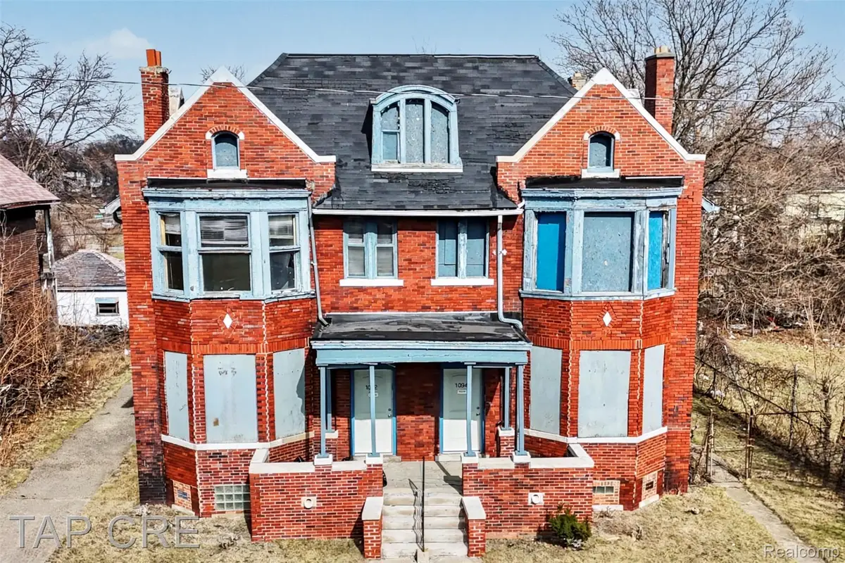 1092 E Grand Boulevard, Detroit, MI 48207 - #1