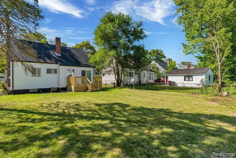 5322 Winthrop Boulevard, Flint, MI 48505 - #2