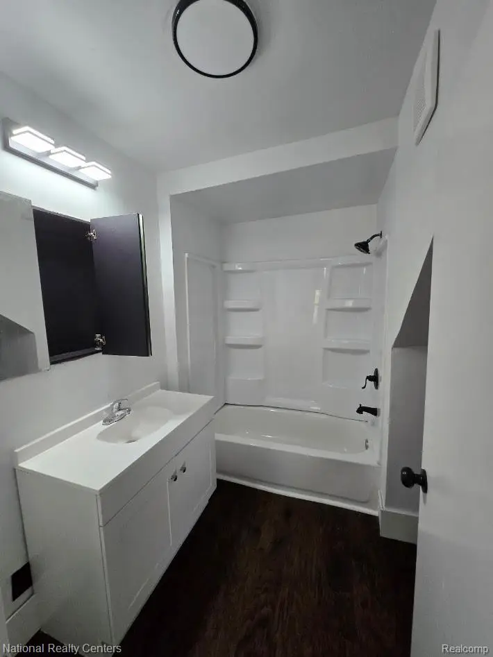 18910 Wormer Street, Detroit, MI 48219 - #3