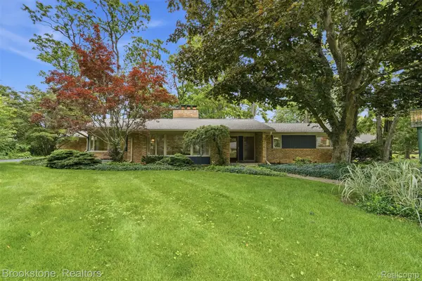 4190 Valley Forge Road, BloomfieldHills, MI 48301