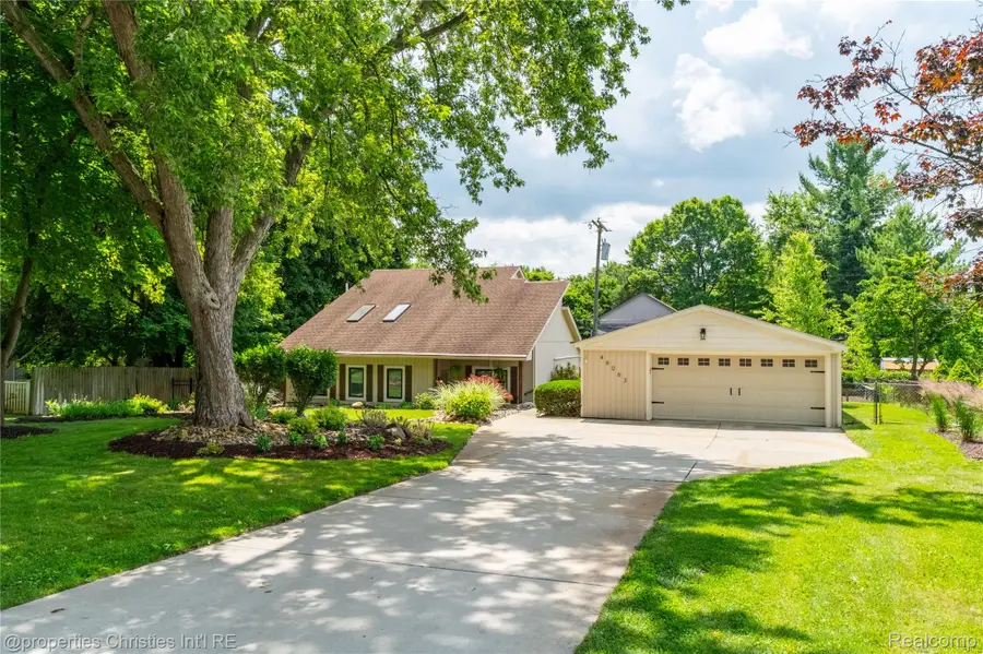 46063 Neeson Street, Northville, MI 48167 - #2