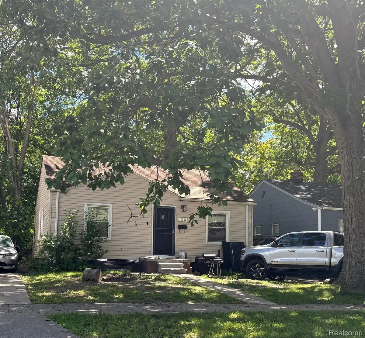 19728 Biltmore Street, Detroit, MI 48235 - #1