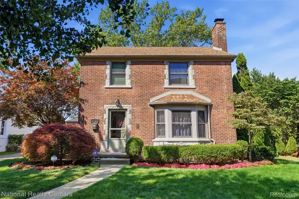 169 Mckinley Avenue, GrossePointeFarms, MI 48236