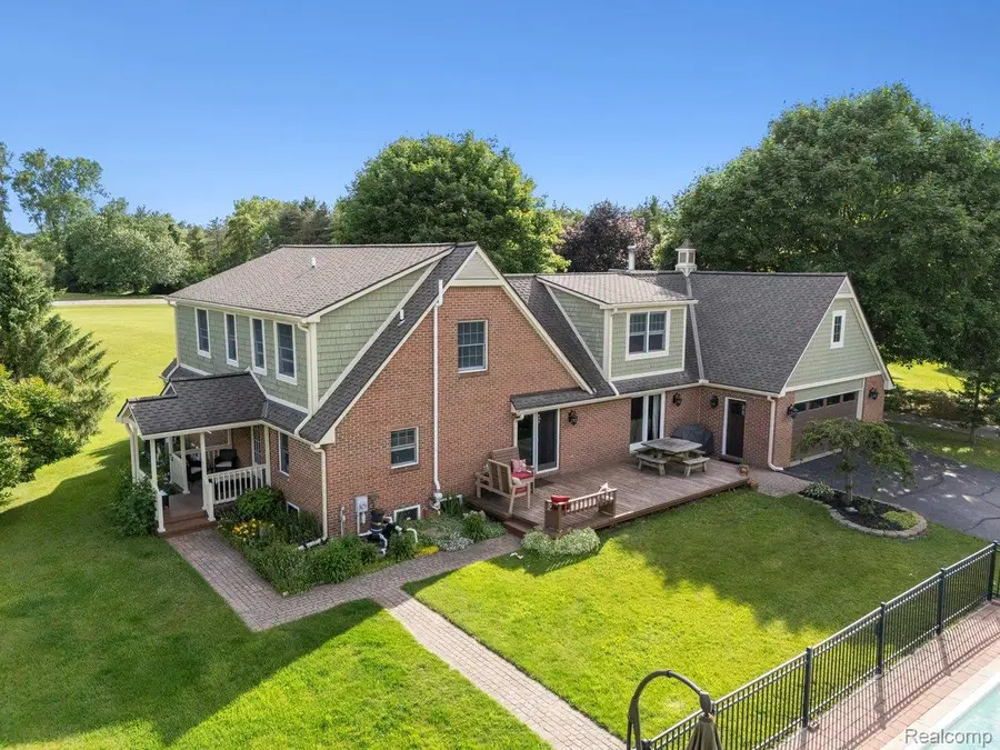 5010 Mallards Landing, Highland, MI 48357 - #3