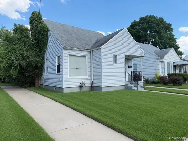 7756 Vaughan Street, Detroit, MI 48228