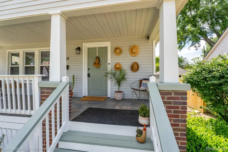3059 Griffith Avenue, Berkley, MI 48072 - #2
