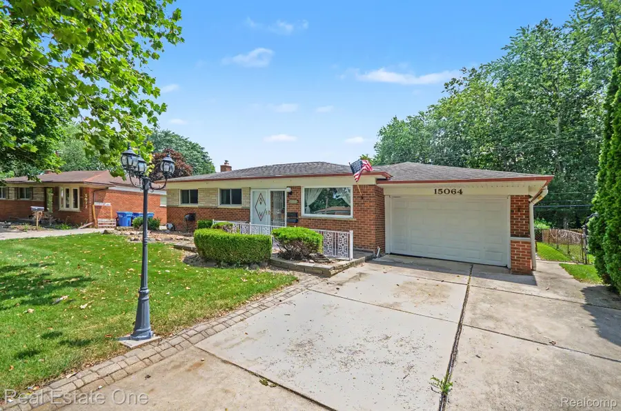 15064 Masonic Boulevard, Warren, MI 48088 - #2