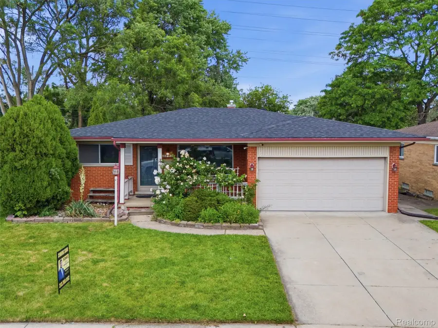 26826 Palomino Avenue, Warren, MI 48089 - #3