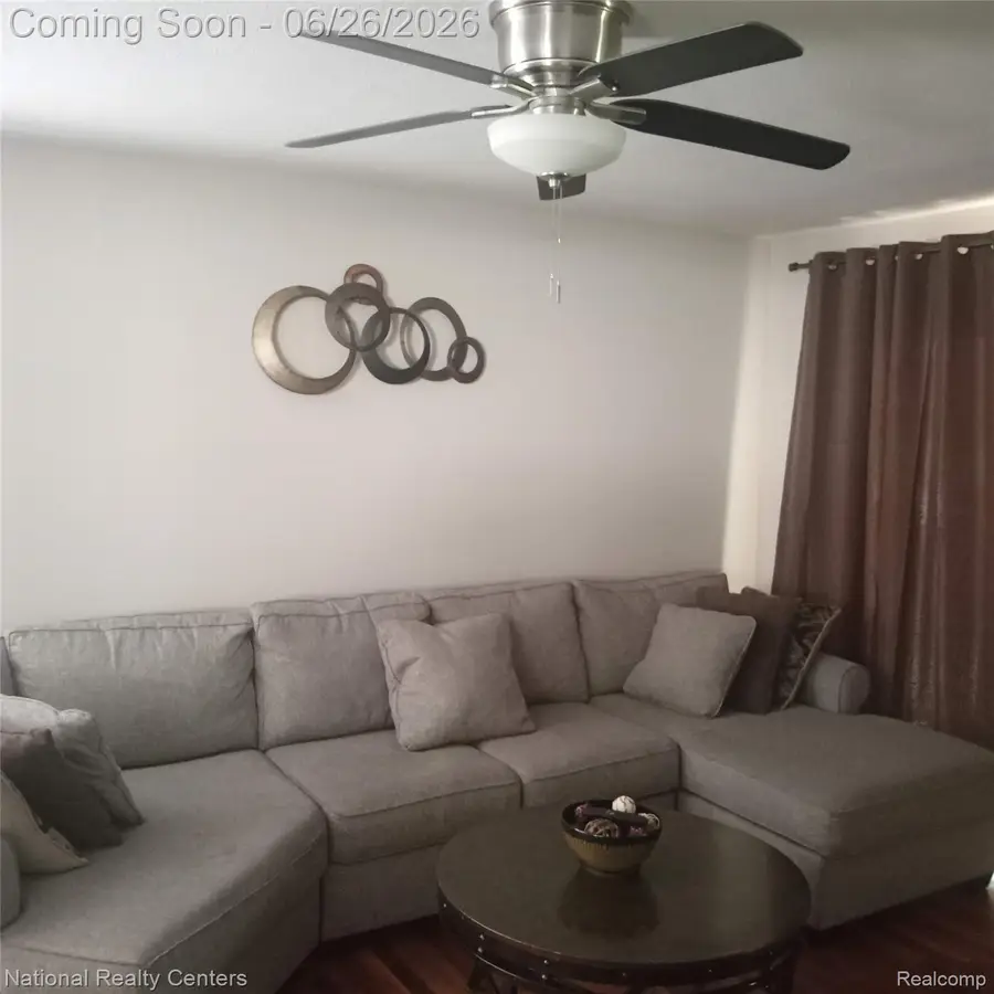 1624 Knowles Street, Ypsilanti, MI 48198 - #2